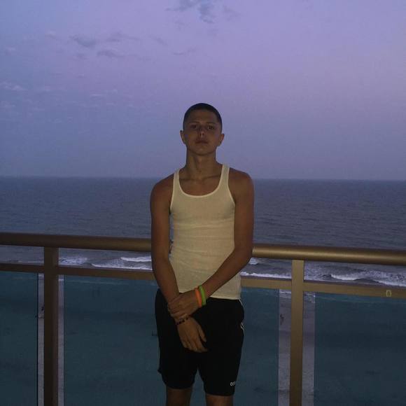 Meet your Posher, Joshua - Picture 1 of 1